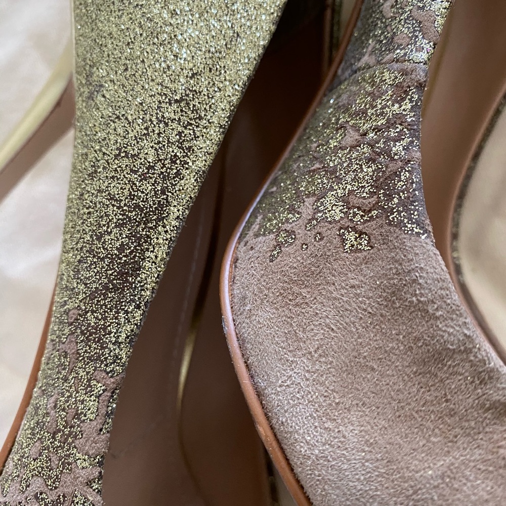 Beige Pumps - image 4